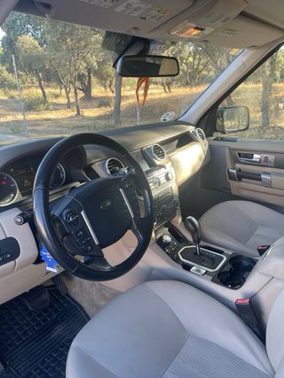 Land Rover Discovery 4 3.0 TDV6 2010