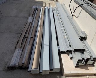 Pérgola motorizada con toldos corredizos