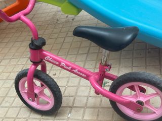 Bicicleta de equilibrio rosa Chicco
