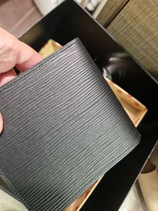 Cartera de caballero negra