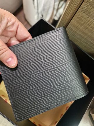 Cartera de caballero negra