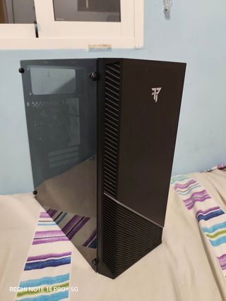 Caja PC Tempest Gaming Negra con Luces LED