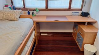 Dormitorio infantil-juvenil completísimo.