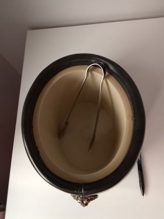 Cubitera de hielo vintage con pinzas