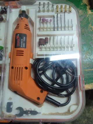 Herramienta Múltiple HAUKKA 135W