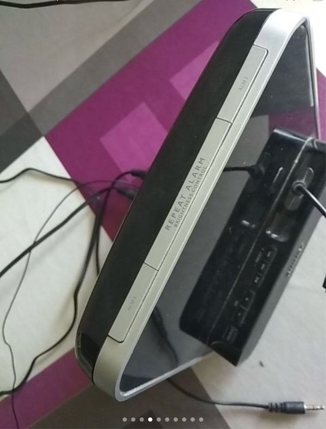 Altavoz Radio Despertador Philips Negro