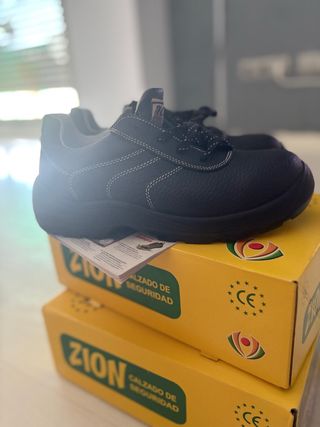 Zapatos de seguridad ZION negros nuevos 