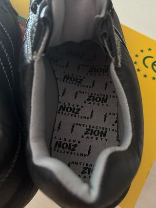 Zapatos de seguridad ZION negros nuevos 
