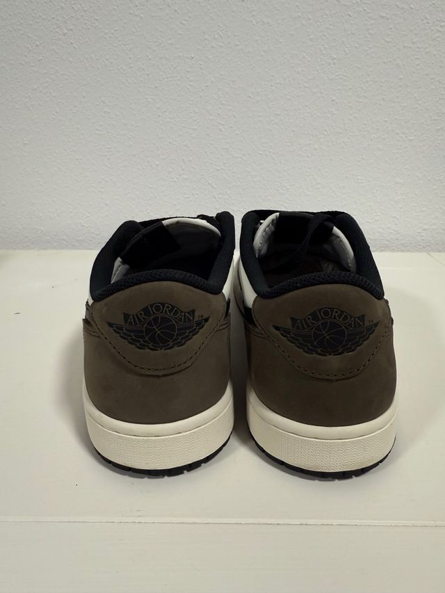 Jordan 1 Retro Low OG Mocha