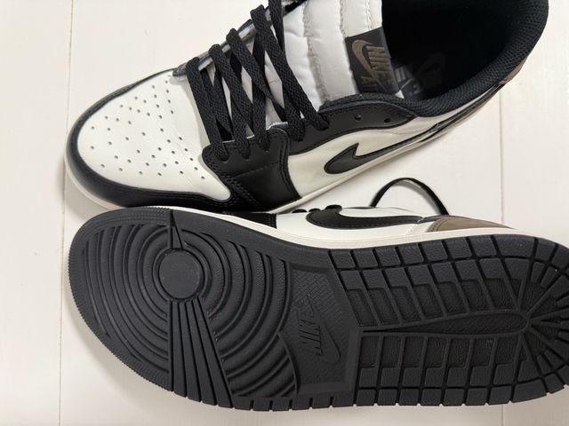 Jordan 1 Retro Low OG Mocha