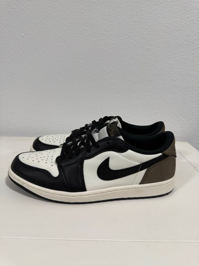 Jordan 1 Retro Low OG Mocha