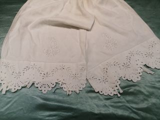 Sábana antigua bordado Richelieu