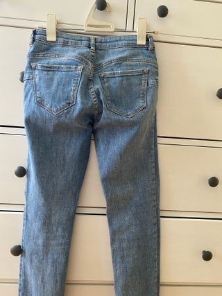 Pantalón vaquero pitillo Mango talla 34