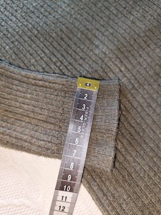 Pulôver Bluoltre verde caqui canelado