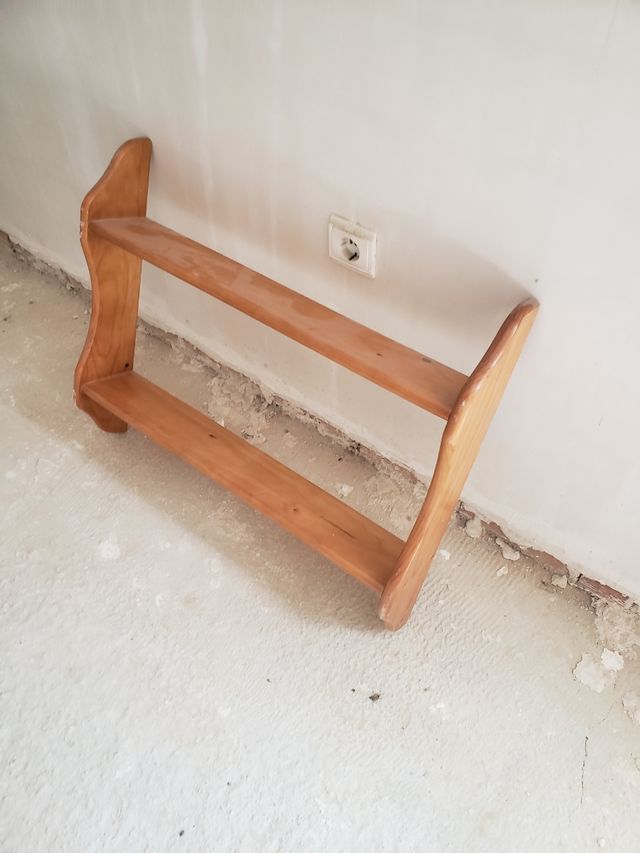 Estanterías de madera (2 unidades)