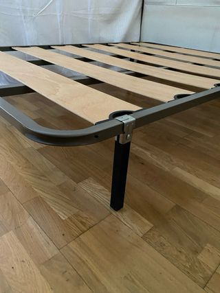 Somier con patas 135 cm