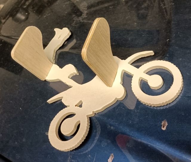 Perchero de pared moto cross madera