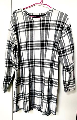 Vestido Bershka Tartán Gris y Negro