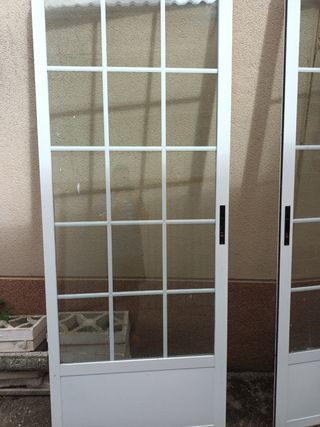 2 Puertas correderas con cristal climalit. 