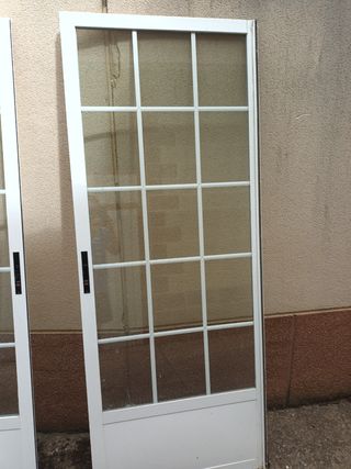 2 Puertas correderas con cristal climalit. 