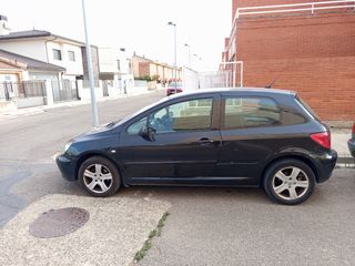 Peugeot 307 2004