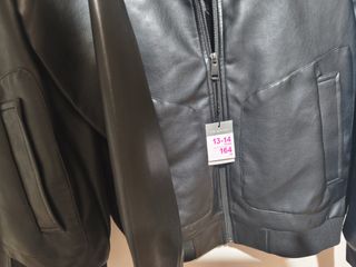Cazadora negra Primark
10€ cada una
