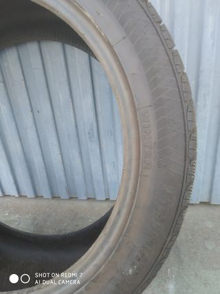 Cubierta 275/40 R20 106V XL