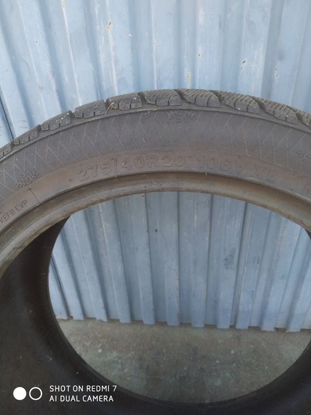 Cubierta 275/40 R20 106V XL