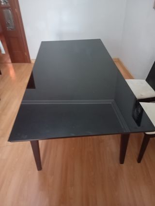 Mesa de salón cristal y madera