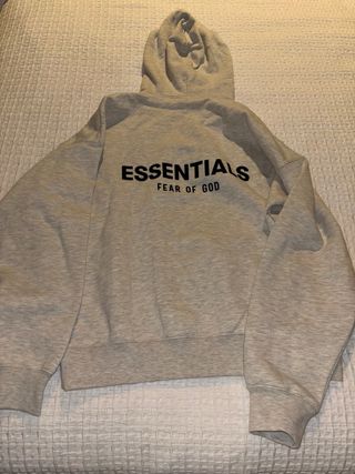 Sudadera Essentials Fear of God Gris
