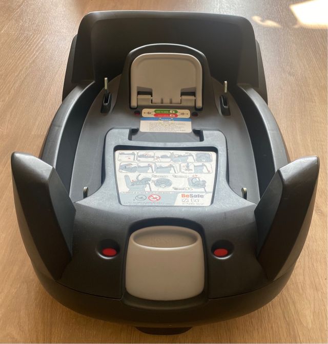 Sedia a cucù per auto Besafe Isofix Izi Go Group 0