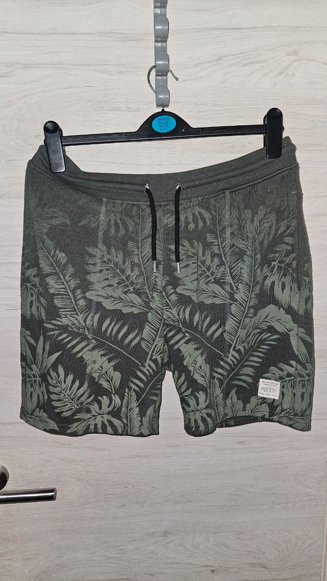 Pantaloncini in felpa verdi