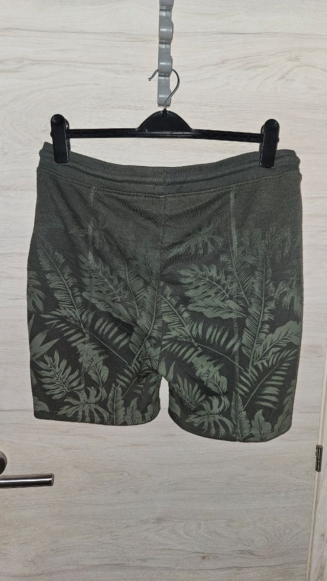 Pantaloncini in felpa verdi