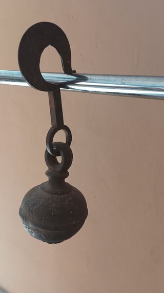 Contrappeso per stadera/bascula