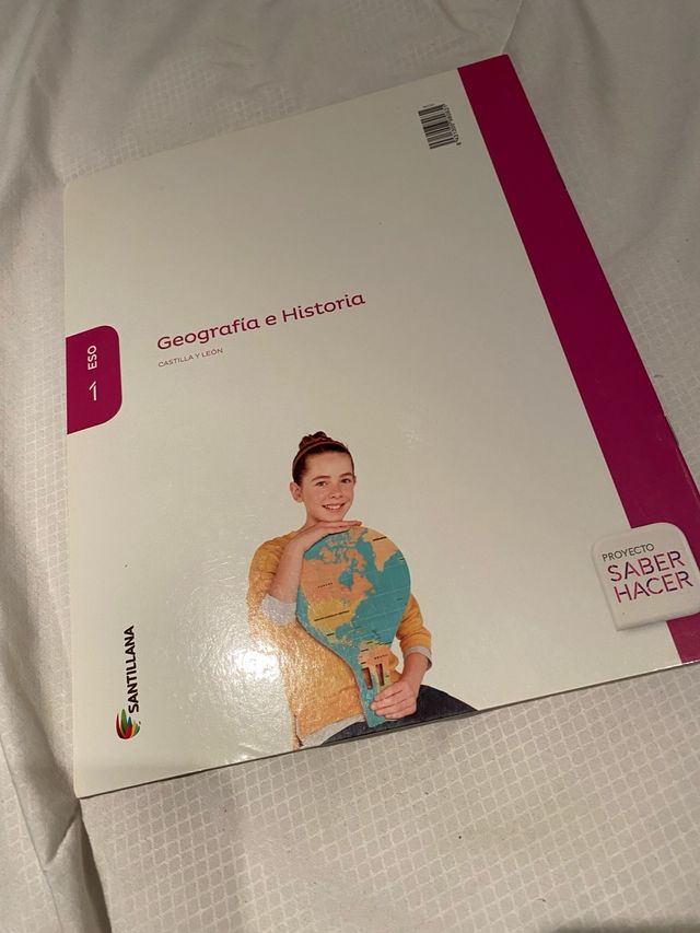 Libro y Atlas Geografía e Historia 1 Eso