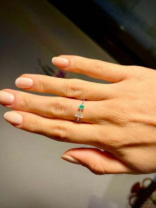 Anillo Plata y Esmeralda