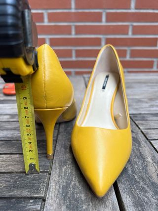 Tacones Zara Amarillos Talla 38