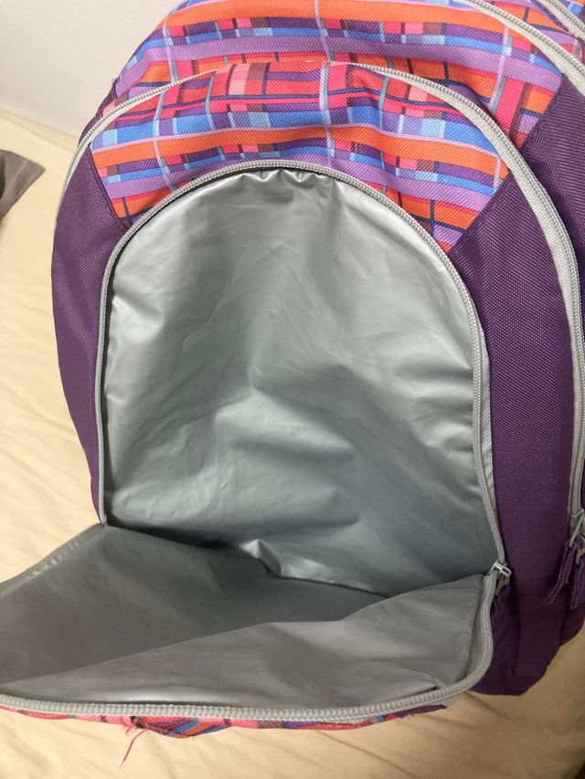 Mochila Escolar Morada con Diseño