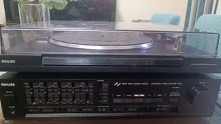 Amplificador y Tocadiscos Philips FA564 FP563