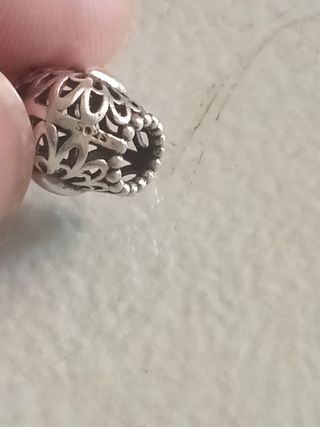 Pulsera Pandora con varios charms
