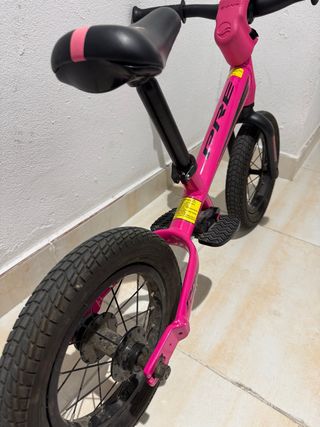 Giant Pre Balance Bike (Rosa) en Perfecto Estado
