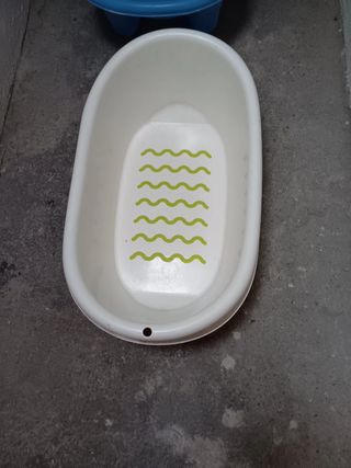 Bañera bebé azul con asiento antideslizante