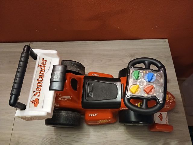 Cochecito Ferrari para niños