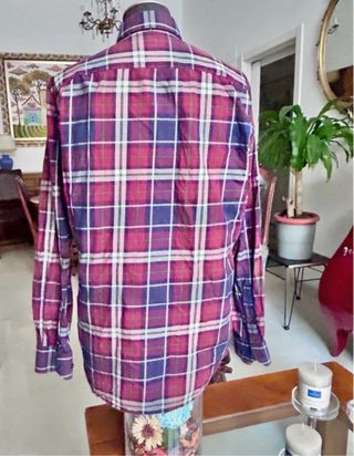 2 Camisas Hombre Tommy Hilfiger y Álvaro Moreno