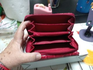 Monedero brillante Guess mujer