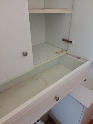 Armario de baño blanco