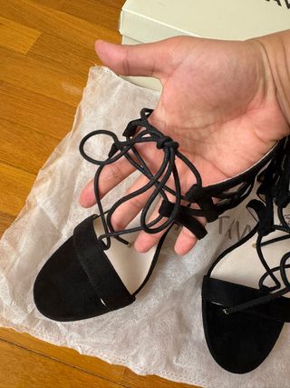 Sandalias de tacón Chattawak negras
