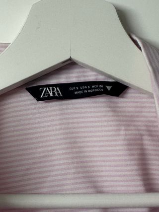 Camicia cropped Zara a righe rosa