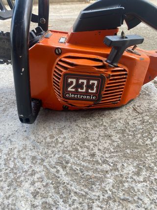 Motosierra Oleo Mac 233 Electronic