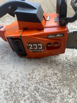 Motosierra Oleo Mac 233 Electronic